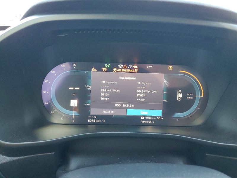 2022 Volvo C40 VIN YV4ED3GB9N2001126 COPART salvage auction — FRONT END, Fl - Cert Of Title Slvg Rebuildable, sold $11,300 on 2026-07-13 (photo 9)