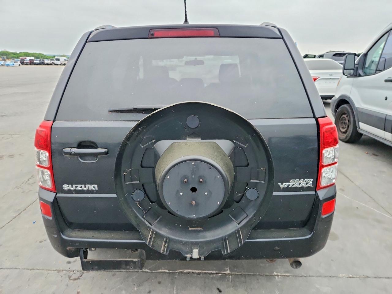 2007 Suzuki Grand Vitara VIN JS3TE944574202370 COPART salvage auction — Front End, TX - CERTIFICATE OF TITLE, sold $1,250 on 2026-07-09 (photo 6)