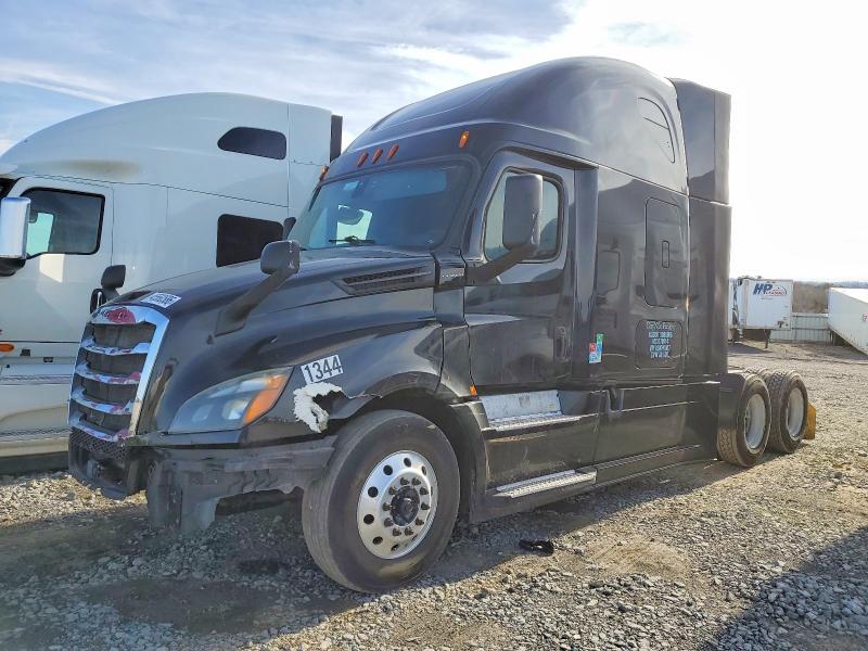 2019 VIN 3AKJHHDR4KSKH0007 COPART salvage auction — FRONT END, KY - CERT OF TITLE-SALVAGE, sold $6,900 on 2026-07-09 (photo 2)