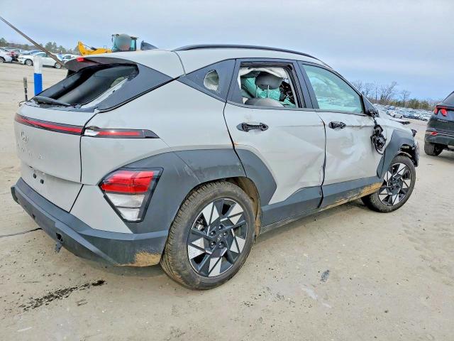 2024 Hyundai Kona VIN KM8HB3AB6RU119543 COPART salvage auction — ROLLOVER, Fl - Certificate Of Destruction, sold $4,250 on 2026-07-29 (photo 3)