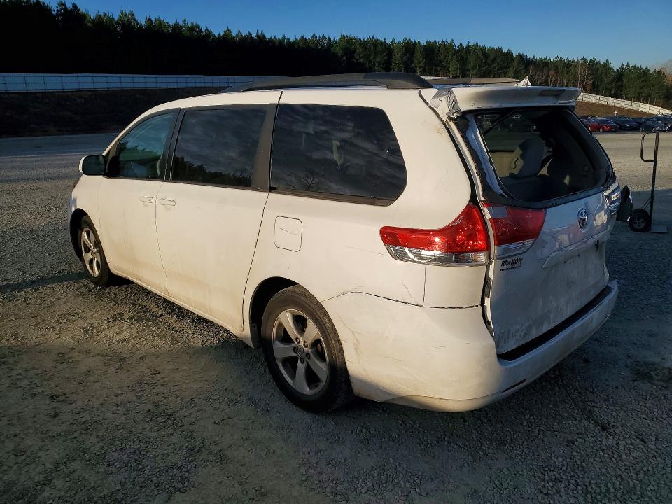 2013 Toyota VIN 5TDKK3DC6DS353676 COPART salvage auction — REAR END, Nc - Salvage Certificate Of Title, sold $550 on 2026-07-02 (photo 2)