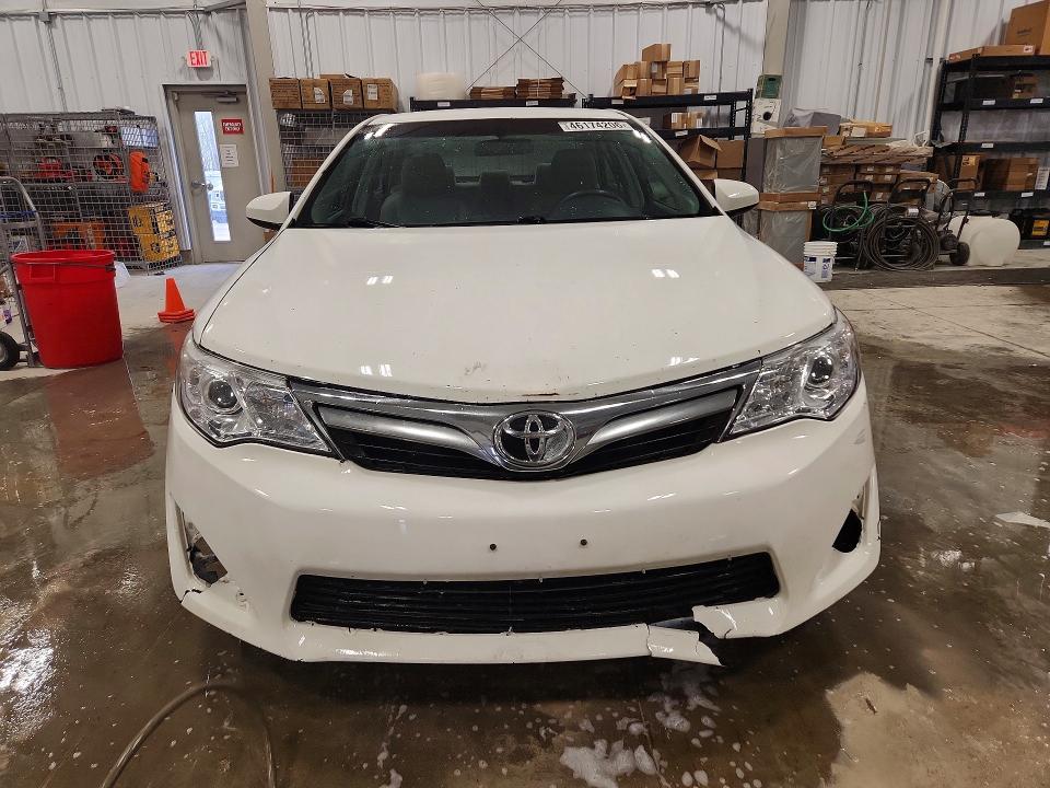 2014 Toyota VIN 4T1BF1FK9EU442583 COPART salvage auction — WATER/FLOOD, Mi - Cert Of Title-Flood Vehicle, sold $700 on 2026-07-02 (photo 5)