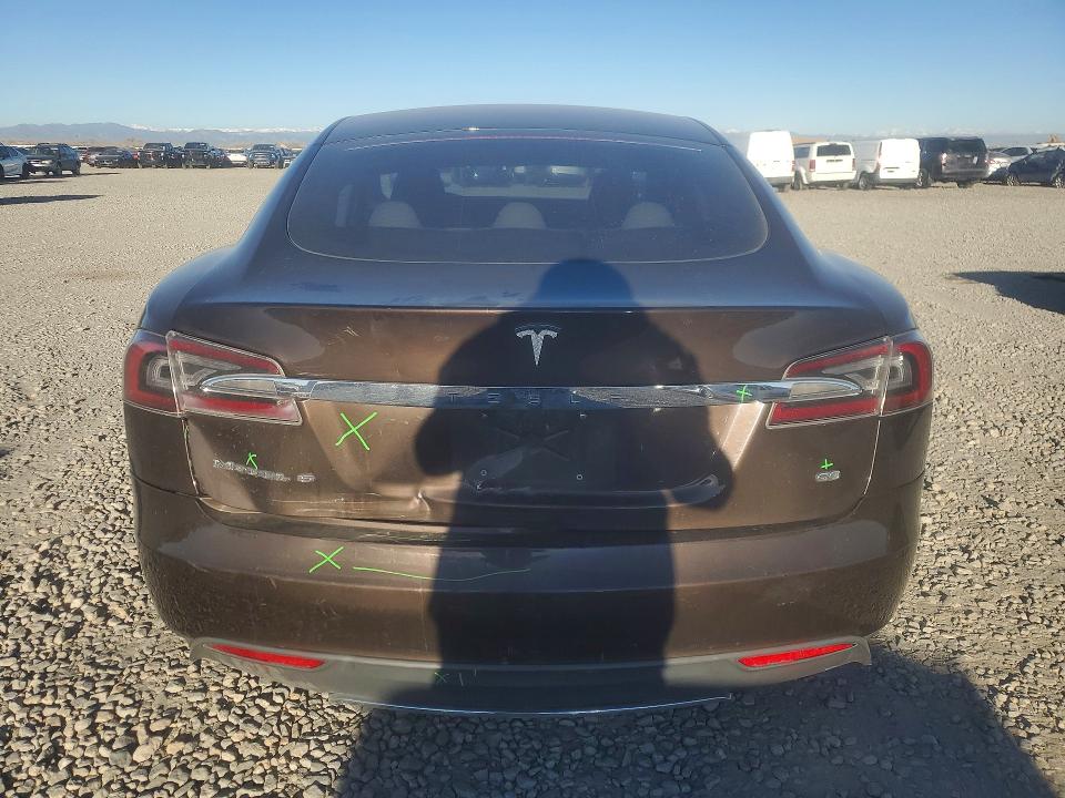 2014 Tesla Model s VIN 5YJSA1S12EFP48677 COPART salvage auction — REAR END, Co - Salvage Title, sold $2,050 on 2026-07-07 (photo 6)