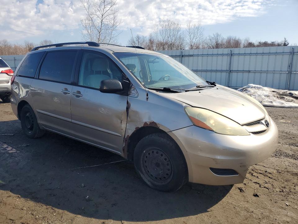2006 Toyota Sienna VIN 5TDZA23C36S517806 COPART salvage auction — SIDE, Ma - Cert Of Title-Reconstrctd Coll, sold $900 on 2026-07-29 (photo 4)