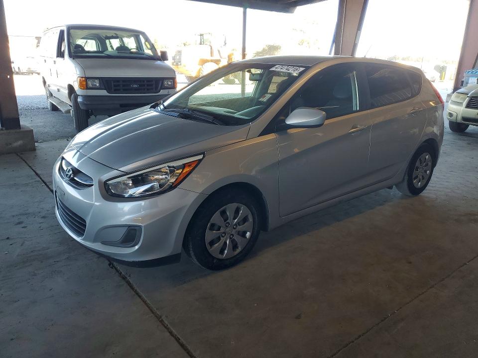2017 Hyundai Accent VIN KMHCT5AE7HU325904 COPART salvage auction — MINOR DENT/SCRATCHES, Ca - Dis/Dlr/Exp Only Clean Title, sold $675 on 2026-07-30 (photo 1)