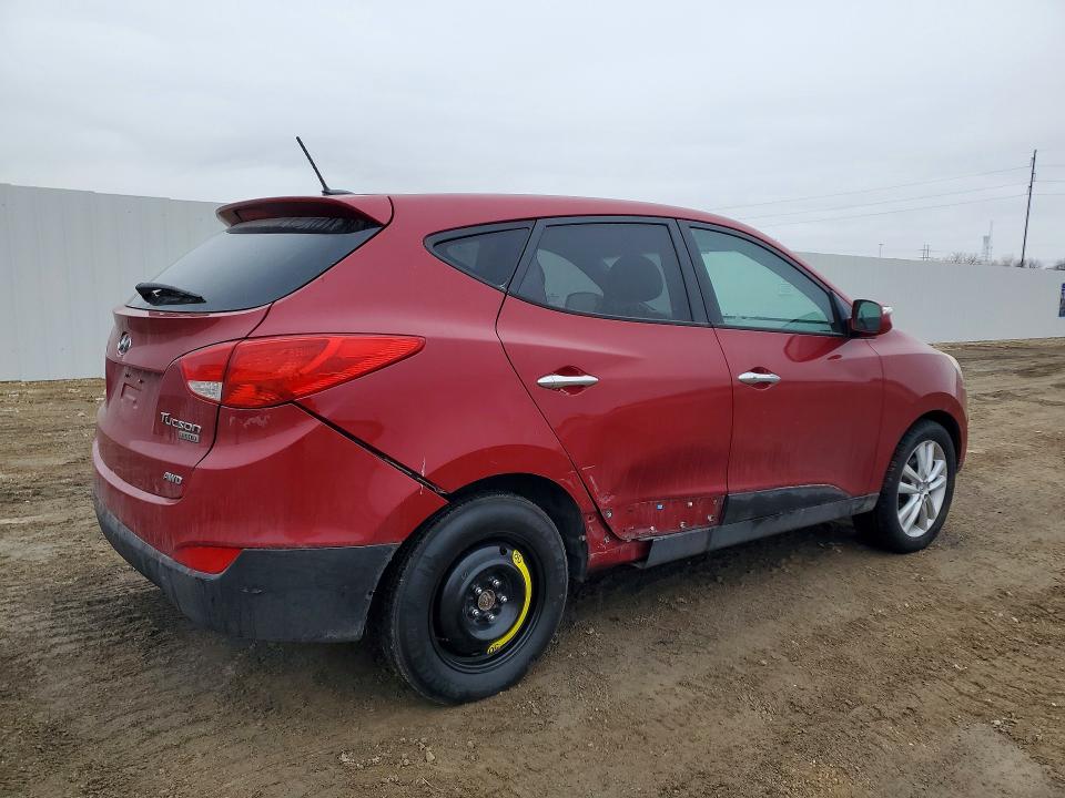 2013 Hyundai Tucson VIN KM8JUCAC2DU611564 COPART salvage auction — SIDE, Ia - Cert Of Title-Salvage Title, sold $1,400 on 2026-07-08 (photo 3)