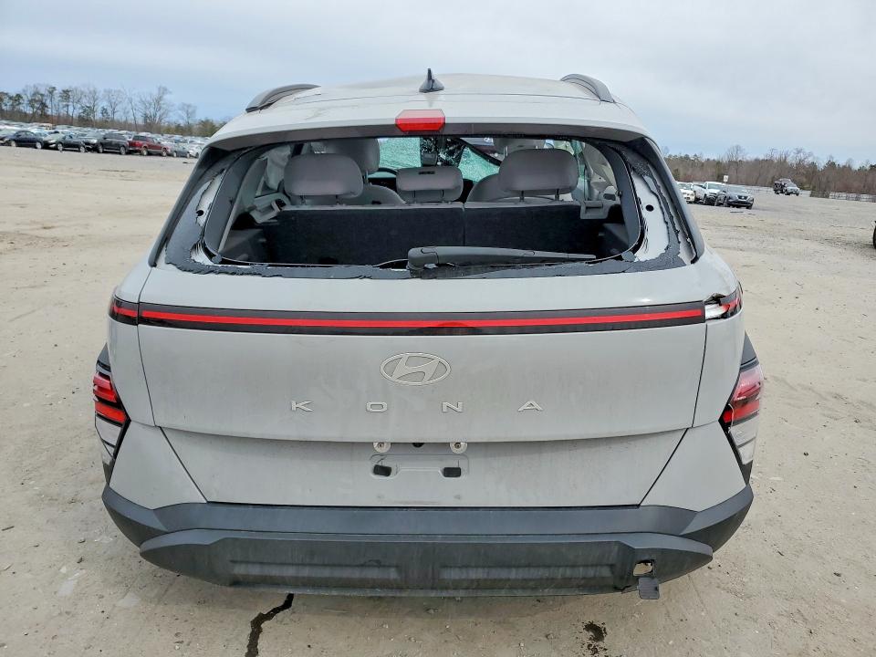 2024 Hyundai Kona VIN KM8HB3AB6RU119543 COPART salvage auction — ROLLOVER, Fl - Certificate Of Destruction, sold $4,250 on 2026-07-29 (photo 6)