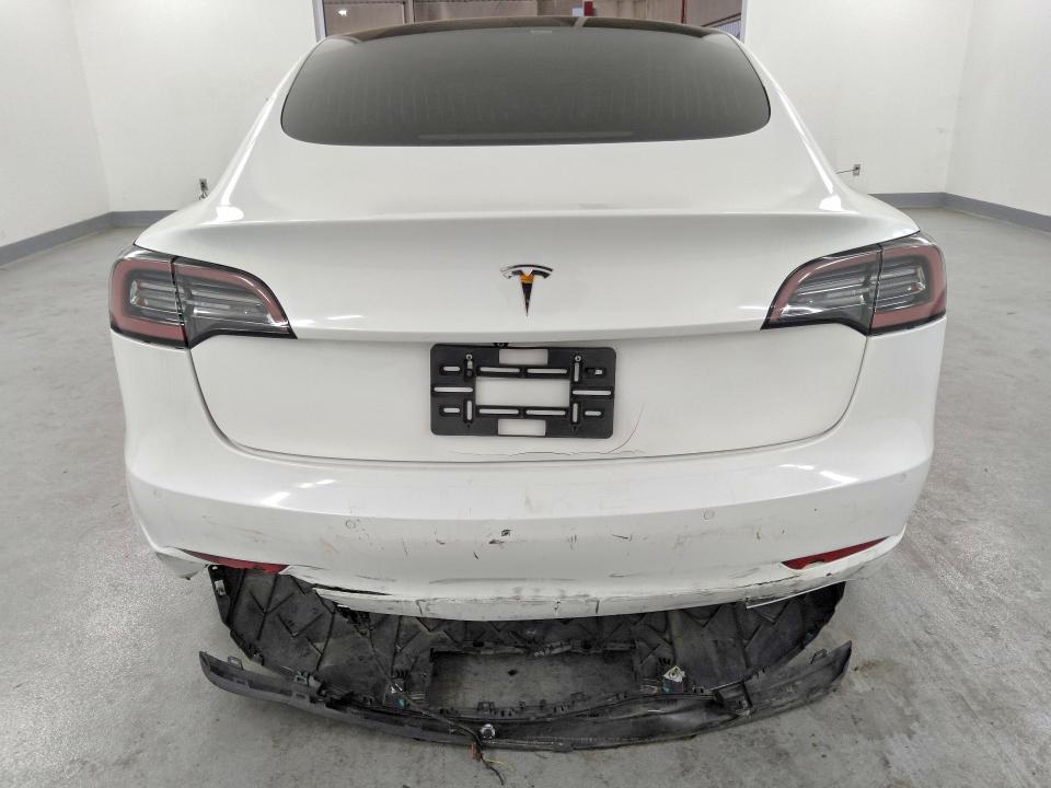 2019 Tesla Model 3 VIN 5YJ3E1EA0KF415961 COPART salvage auction — MECHANICAL, CA - DIS/DLR/EXP ONLY CLEAN TITLE (P), sold $10,900 on 2026-09-08 (photo 6)