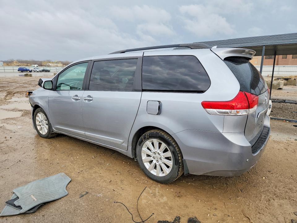 2011 Toyota Sienna VIN 5TDDK3DC4BS012668 COPART salvage auction — FRONT END, Ks - Cert Of Title-Salvage, sold $1,650 on 2026-07-07 (photo 2)