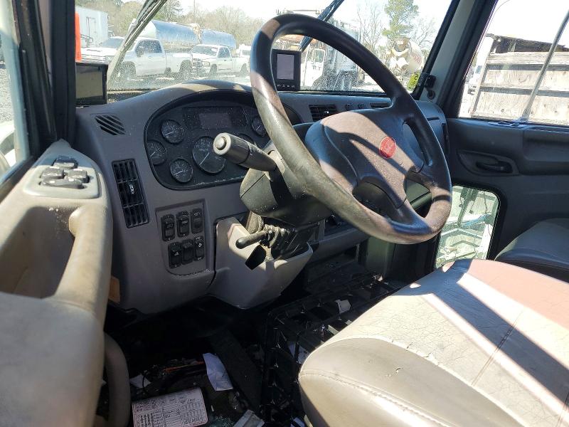 2019 VIN 2NP2HJ7X5KM626877 COPART salvage auction — FRONT END, NC - SALVAGE CERTIFICATE OF TITLE, sold $425 on 2026-07-09 (photo 8)