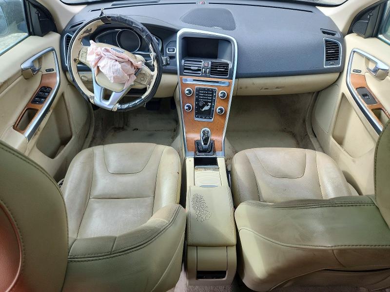 2016 Volvo Xc60 VIN YV4902RM0G2807770 COPART salvage auction — FRONT END, Salvage Title, sold $525 on 2026-07-14 (photo 8)