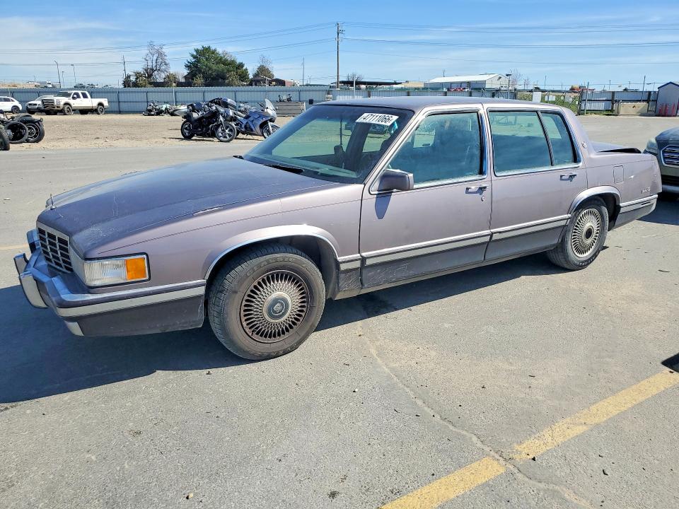1993 Cadillac Deville VIN 1G6CD53B3P4318115 — COPART salvage auction photo