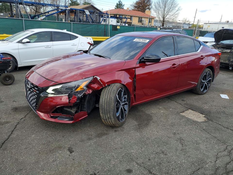 2024 Nissan Altima VIN 1N4BL4CW5RN437294 COPART salvage auction — FRONT END, CO - PUBLIC - SALVAGE TITLE, sold $8,000 on 2026-07-02 (photo 1)