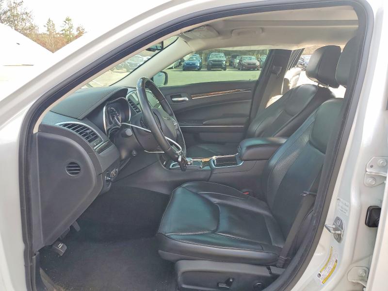 2016 Chrysler 300 VIN 2C3CCAEG2GH230231 COPART salvage auction — REAR END, Sc - Cert Of Title-Salvage, sold $2,100 on 2026-07-03 (photo 7)