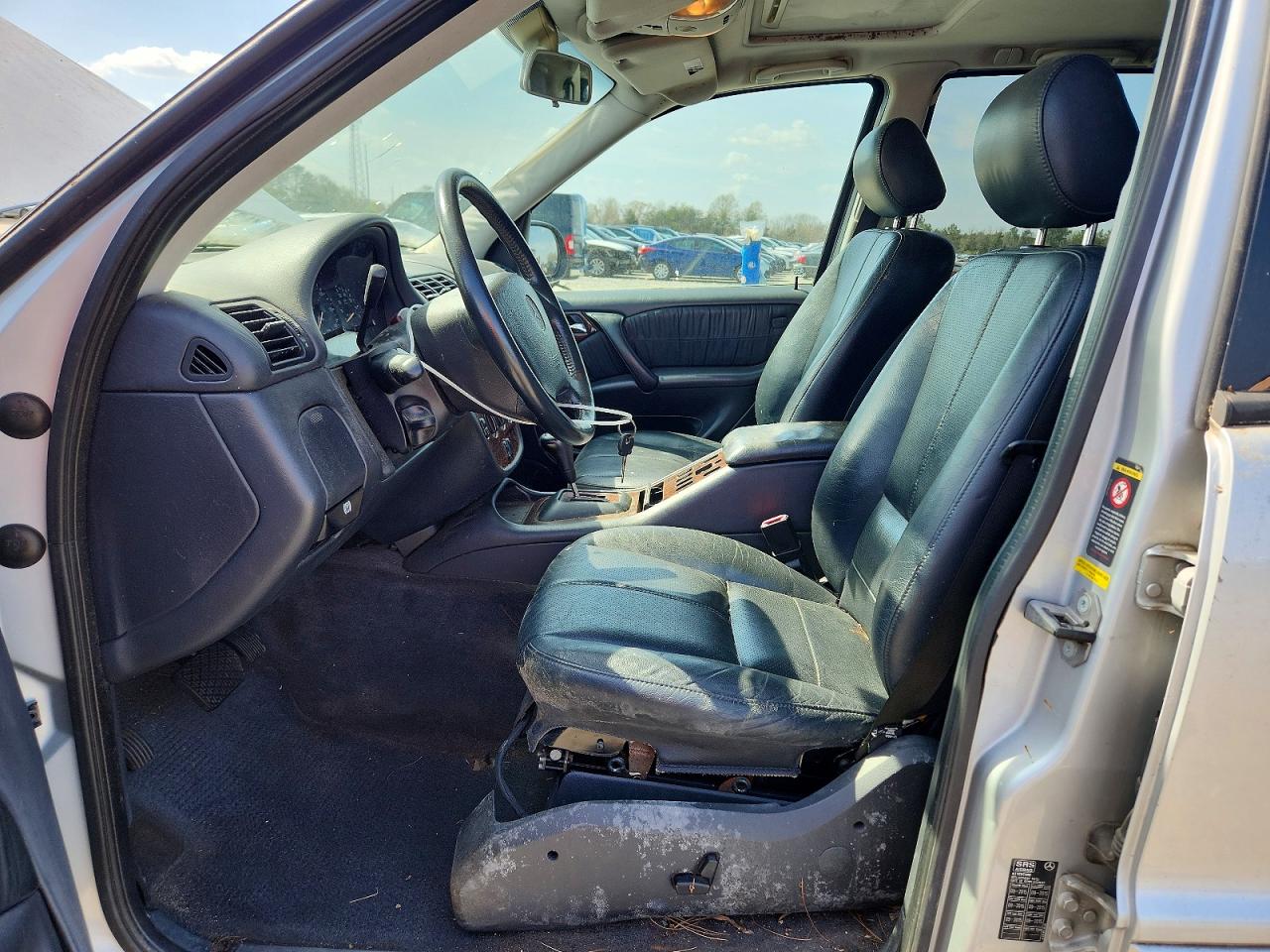 2000 Mercedes-Benz ML-Class VIN 4JGAB54E6YA221301 COPART salvage auction — Minor Dent/Scratches, VA - CERTIFICATE OF TITLE, sold $500 on 2026-07-01 (photo 7)