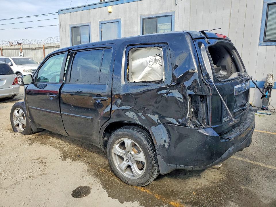 2013 Honda Pilot VIN 5FNYF3H50DB037074 COPART salvage auction — FRONT END, CA - SALVAGE CERTIFICATE, sold $700 on 2026-07-02 (photo 2)