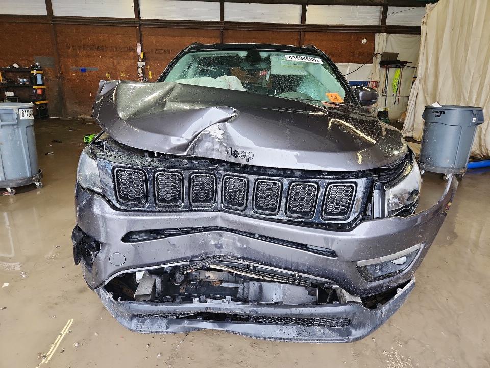 2018 Jeep Compass VIN 3C4NJDBB7JT400215 COPART salvage auction — ALL OVER, PA - CERTIFICATE OF SALVAGE, sold $275 on 2026-07-02 (photo 5)