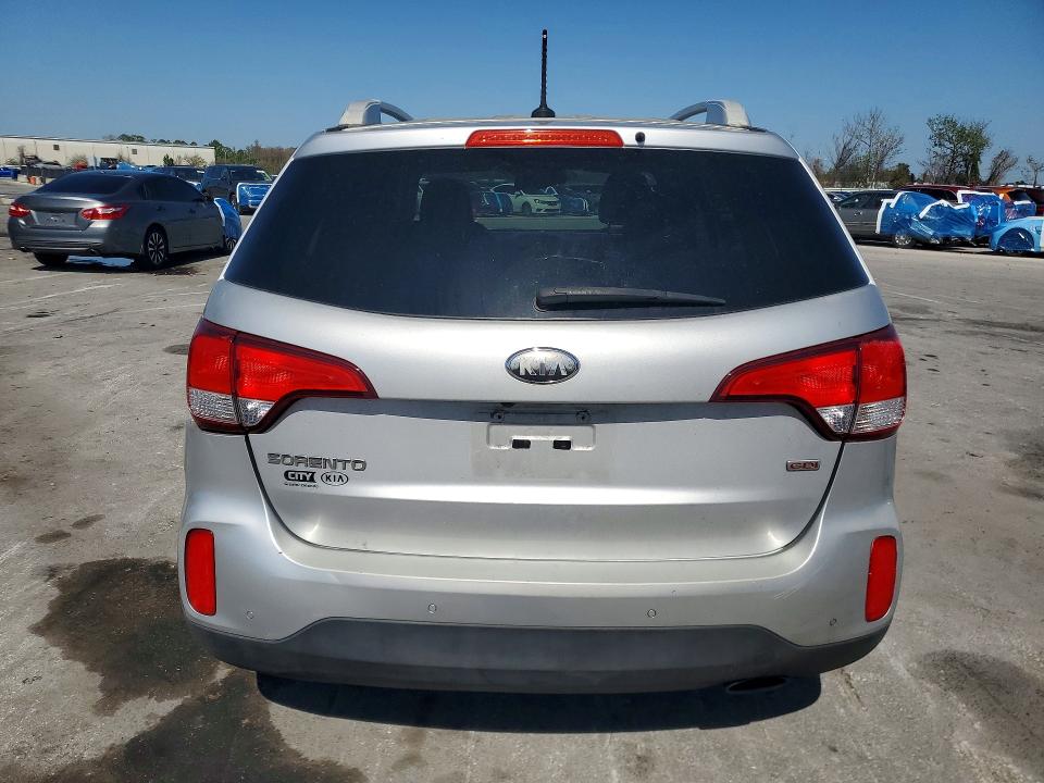 2014 Kia Sorento VIN 5XYKT3A69EG471926 COPART salvage auction — SIDE, FL, sold $250 on 2026-07-21 (photo 6)