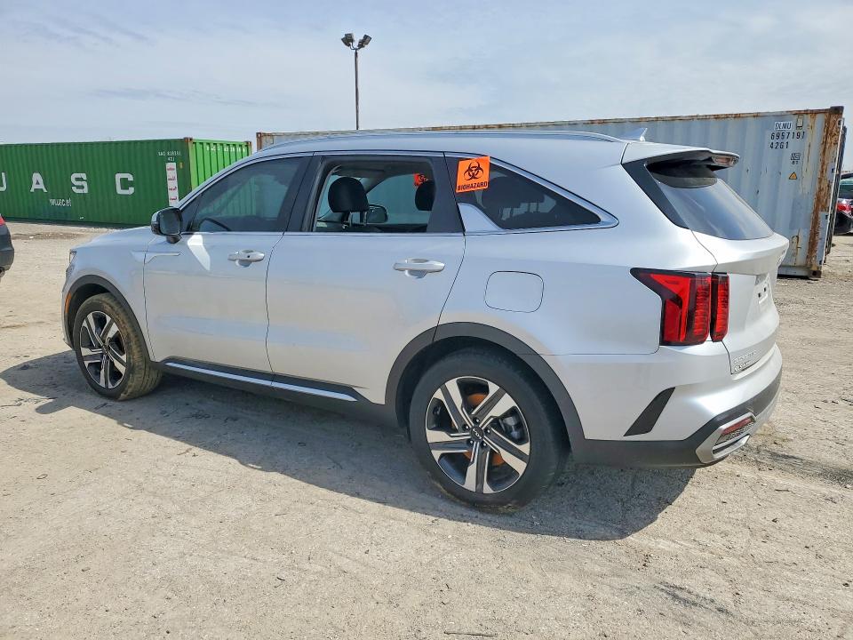 2023 Kia Sorento VIN KNDRHDLG0P5175166 COPART salvage auction — WATER/FLOOD, In - Cert Of Title-Salvage Flood, sold $200 on 2026-07-24 (photo 2)
