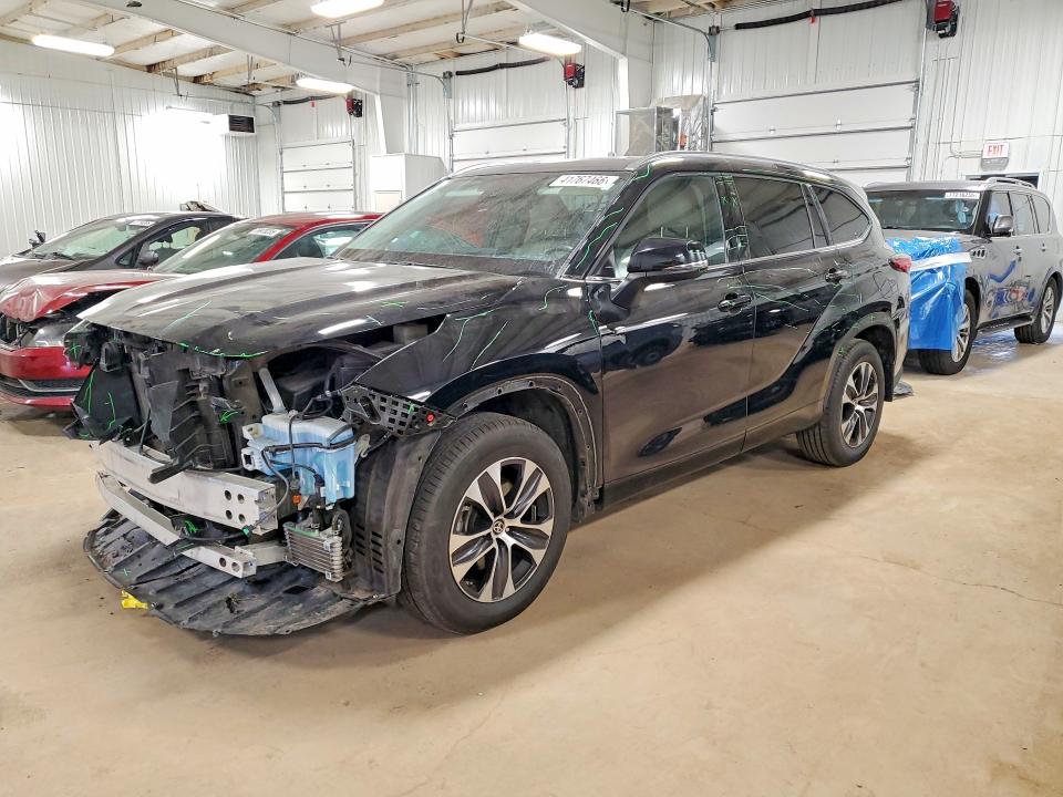2021 Toyota Highlander VIN 5TDHZRBH1MS540783 COPART salvage auction — MECHANICAL, ID - SALVAGE CERTIFICATE OF TITLE, sold $4,600 on 2026-07-28 (photo 1)
