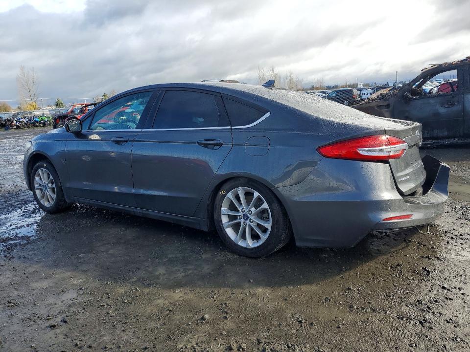 2020 Ford Fusion VIN 3FA6P0LU0LR135834 COPART salvage auction — REAR END, Salvage Title, sold $850 on 2026-07-21 (photo 2)