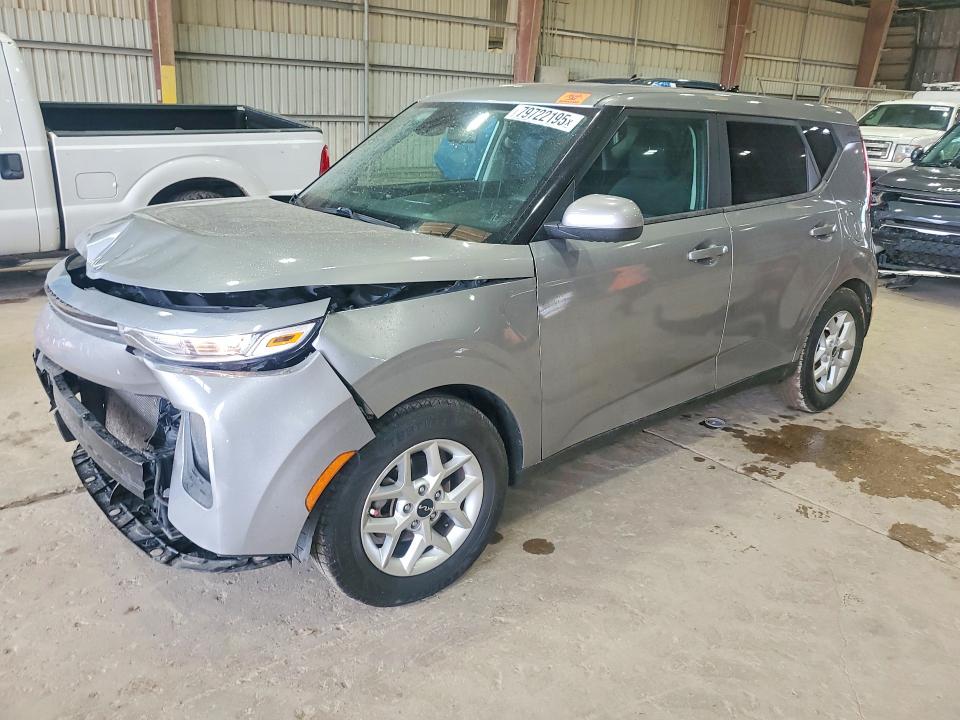 2022 Kia Soul VIN KNDJ23AU1N7825092 COPART salvage auction — FRONT END, Salvage Title, sold $1,600 on 2026-07-24 (photo 1)