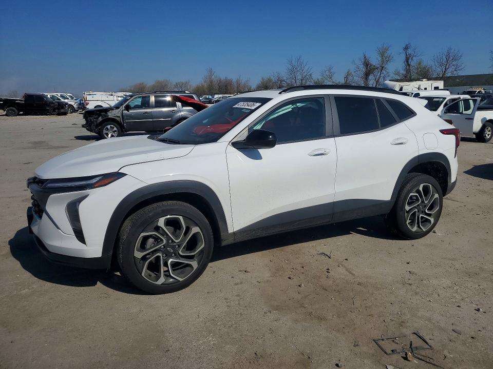 2025 Chevrolet Trax VIN KL77LJEP2SC198760 COPART salvage auction — FRONT END, Mo - Salvage Certificate Of Title, sold $3,350 on 2026-07-28 (photo 1)