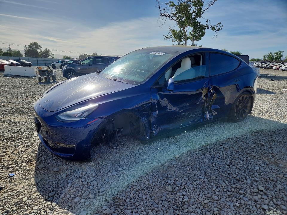 2021 Tesla Model y VIN 5YJYGDEE2MF158406 COPART salvage auction — FRONT END, CA, sold $5,200 on 2026-07-14 (photo 1)