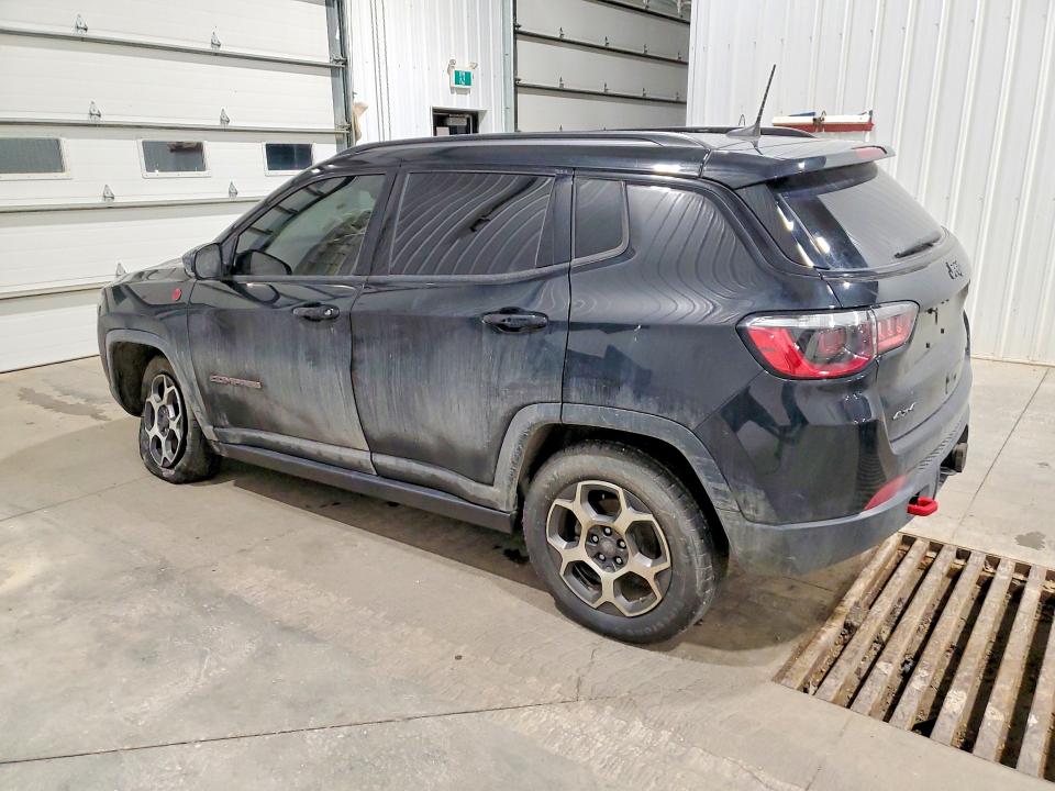 2022 Jeep Compass VIN 3C4NJDDB9NT214680 COPART salvage auction — FRONT END, Salvage Title, sold $5,700 on 2026-07-09 (photo 2)