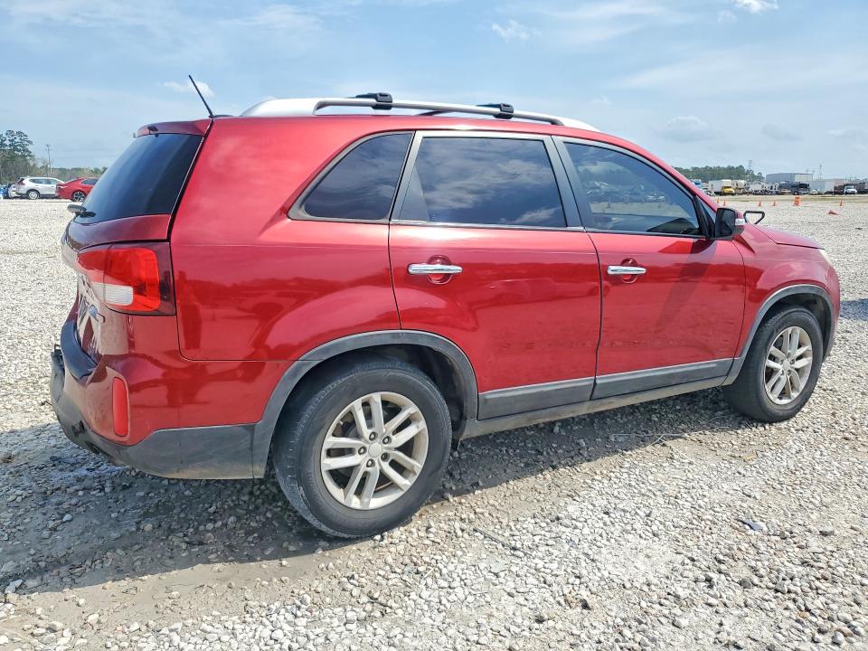 2014 Kia Sorento VIN 5XYKT3A68EG435063 COPART salvage auction — REAR END, Tx - Certificate Of Title, sold $2,200 on 2026-07-31 (photo 3)