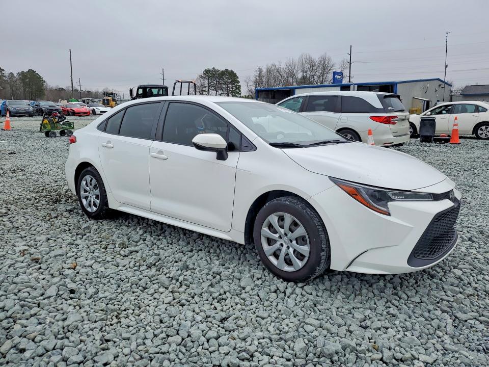 2021 Toyota Corolla VIN JTDEPMAE6MJ189286 COPART salvage auction — SIDE, Nc - Salvage Certificate Of Title, sold $4,900 on 2026-07-08 (photo 4)