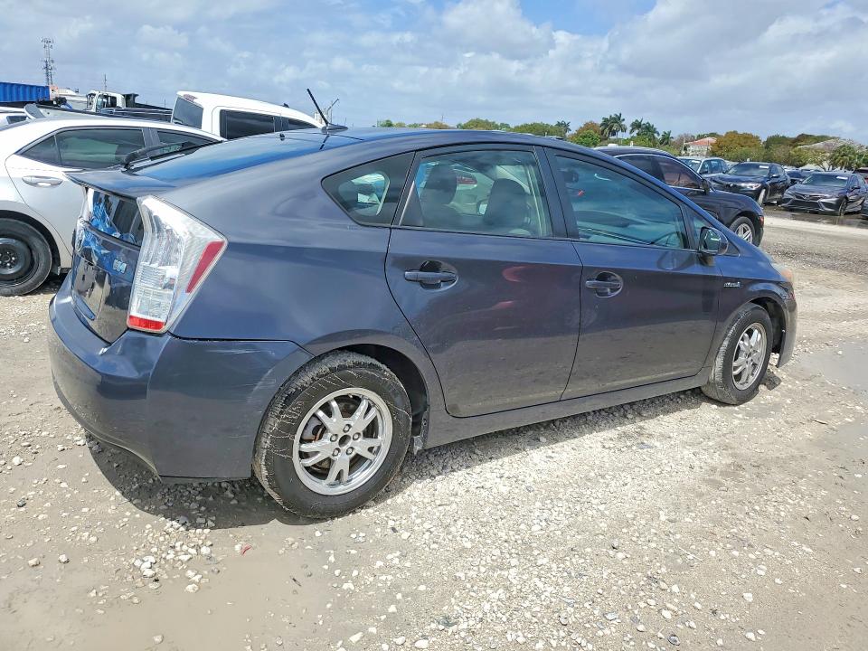 2010 Toyota Prius VIN JTDKN3DU5A1273052 COPART salvage auction — MINOR DENT/SCRATCHES, Fl - Certificate Of Title (P), sold $1,350 on 2026-07-02 (photo 3)