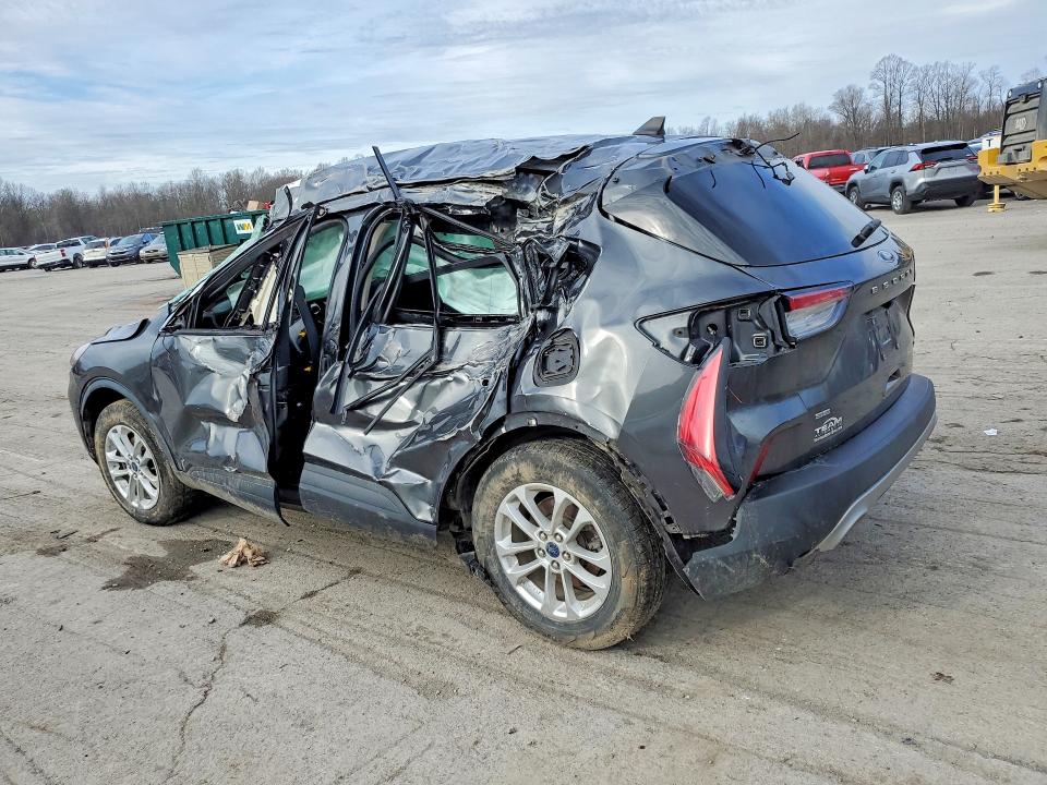 2020 Ford Escape VIN 1FMCU9G65LUC42324 COPART salvage auction — ROLLOVER, OH - CERT OF TITLE-SALVAGE, sold $1,850 on 2026-07-02 (photo 2)