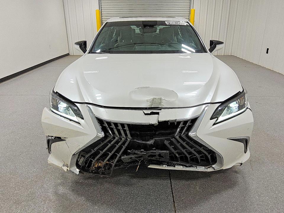 2024 Lexus ES VIN 58ADA1C19RU053878 COPART salvage auction — Front End, CA - CERTIFICATE OF TITLE, sold $17,700 on 2026-04-16 (photo 5)