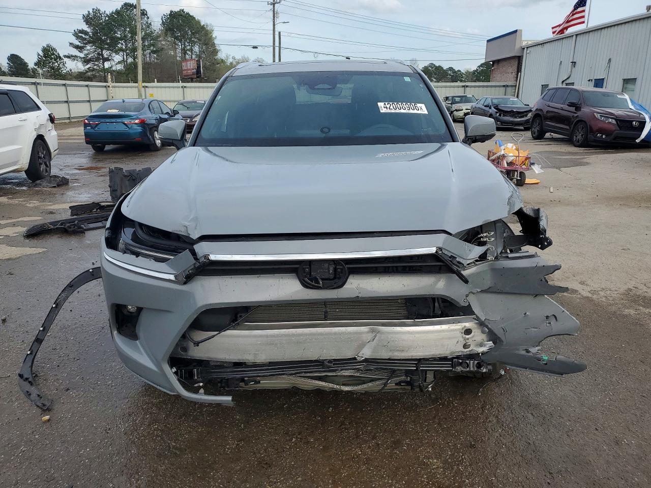 2025 Toyota Highlander VIN 5TDADAB50SS011068 COPART salvage auction — Front End, AL - CERT OF TITLE-SALVAGE TITLE, sold $18,300 on 2026-07-09 (photo 5)
