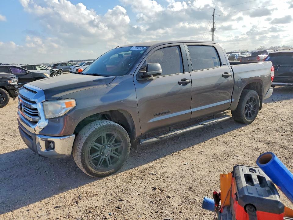 2017 Toyota Tundra VIN 5TFEM5F13HX119753 COPART salvage auction — MINOR DENT/SCRATCHES, Tx - Certificate Of Title, sold $9,200 on 2026-07-30 (photo 1)