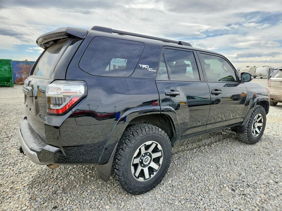 2022 Toyota 4runner VIN JTERU5JRXN5996225 COPART salvage auction — SIDE, Co - Public - Salvage Title, sold $20,800 on 2026-07-28 (photo 3)