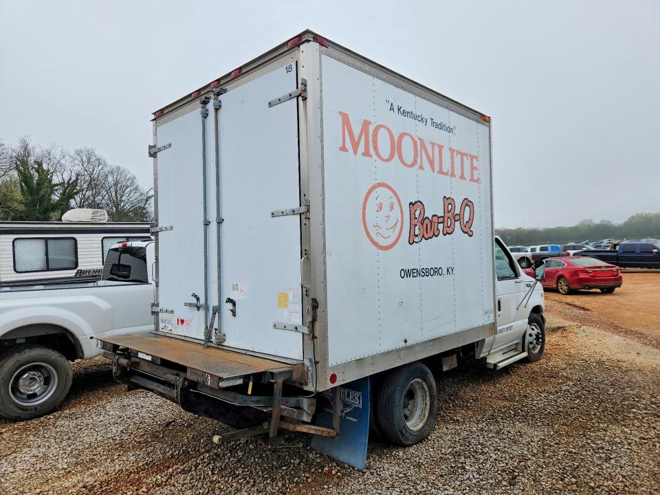 1999 Ford Econoline e350 VIN 1FDWE37F1XHC25459 COPART salvage auction — FRONT END, Ky - Cert Of Title-Salvage, sold $400 on 2026-07-08 (photo 3)