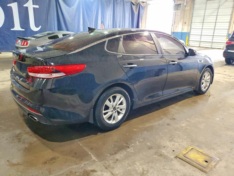 2016 Kia Optima VIN 5XXGT4L32GG037501 COPART salvage auction — MINOR DENT/SCRATCHES, Oh - Dealer Only Clean Title, sold $1,350 on 2026-07-24 (photo 3)