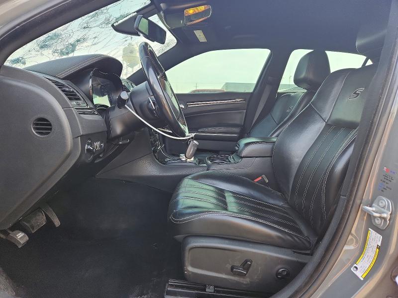 2019 Chrysler 300 VIN 2C3CCABG0KH516558 COPART salvage auction — HAIL, Il - Salvage Certificate, sold $2,450 on 2026-07-03 (photo 7)
