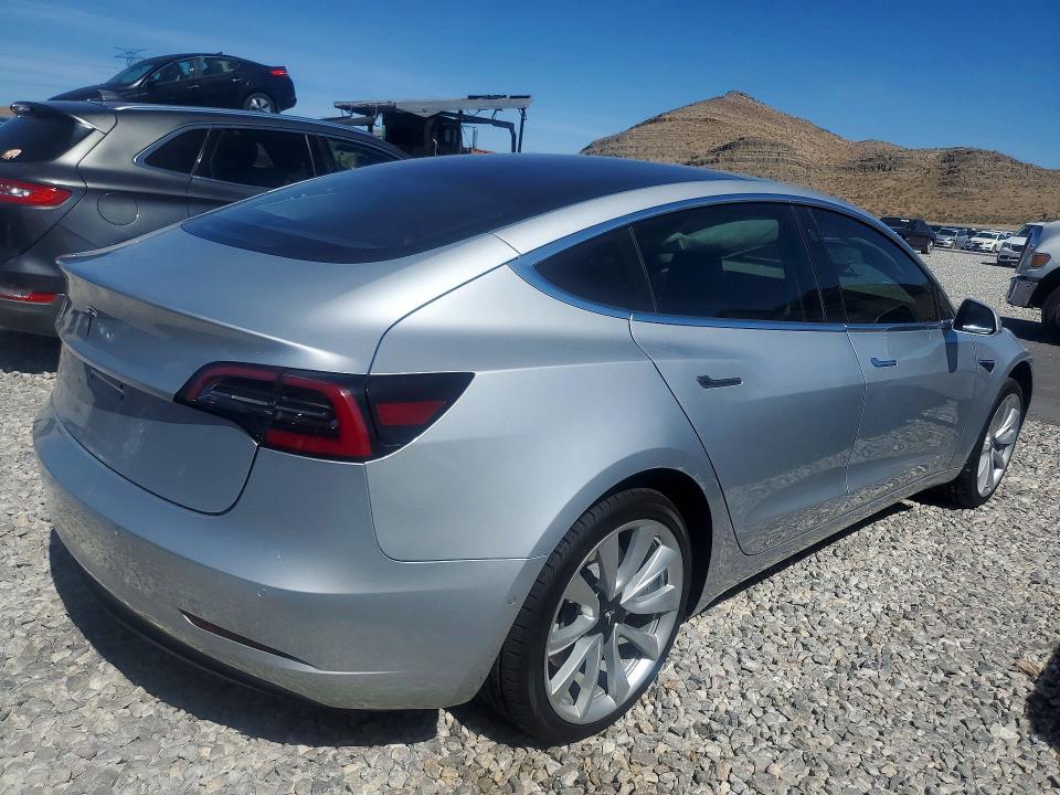 2018 Tesla Model 3 VIN 5YJ3E1EA1JF007872 COPART salvage auction — FRONT END, Nv - Salvage Title, sold $5,800 on 2026-07-20 (photo 3)