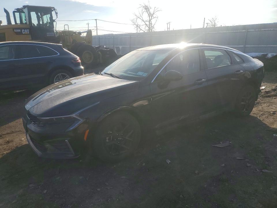 2025 Kia K5 VIN KNAG24J78S5320939 COPART salvage auction — REAR END, Salvage Title, sold $7,700 on 2026-07-09 (photo 1)