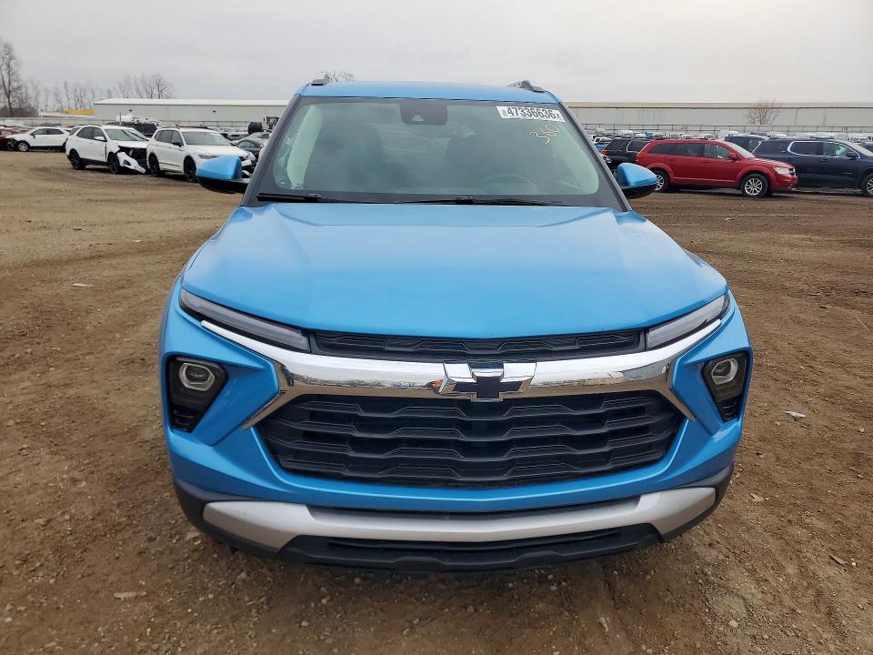 2025 Chevrolet Trailblazer VIN KL79MPSP6SB138922 COPART salvage auction — MINOR DENT/SCRATCHES, Mi - Certificate Of Title, sold $9,200 on 2026-07-08 (photo 5)