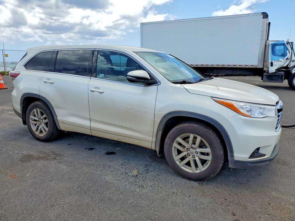 2014 Toyota Highlander VIN 5TDZKRFH8ES022996 COPART salvage auction — WATER/FLOOD, Hi - Certificate Of Salvage, sold $200 on 2026-07-27 (photo 4)