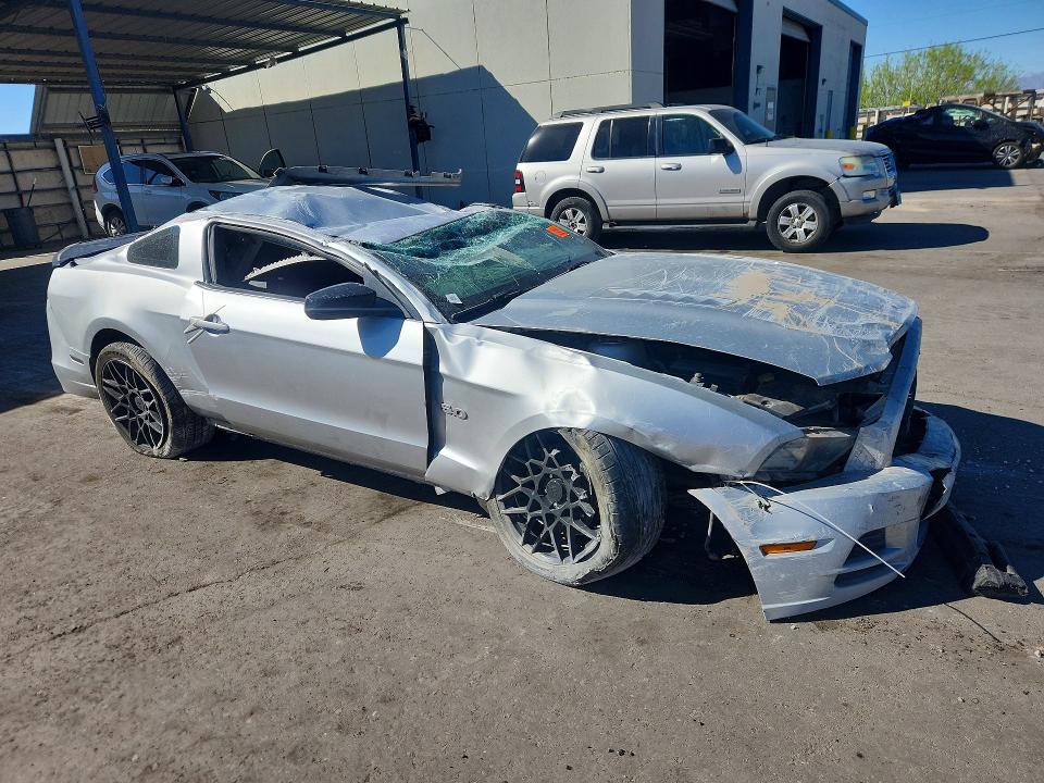 2014 Ford Mustang VIN 1ZVBP8CFXE5299121 COPART salvage auction — ROLLOVER, TX - NONREPAIRABLE TITLE, sold $2,400 on 2026-07-06 (photo 4)