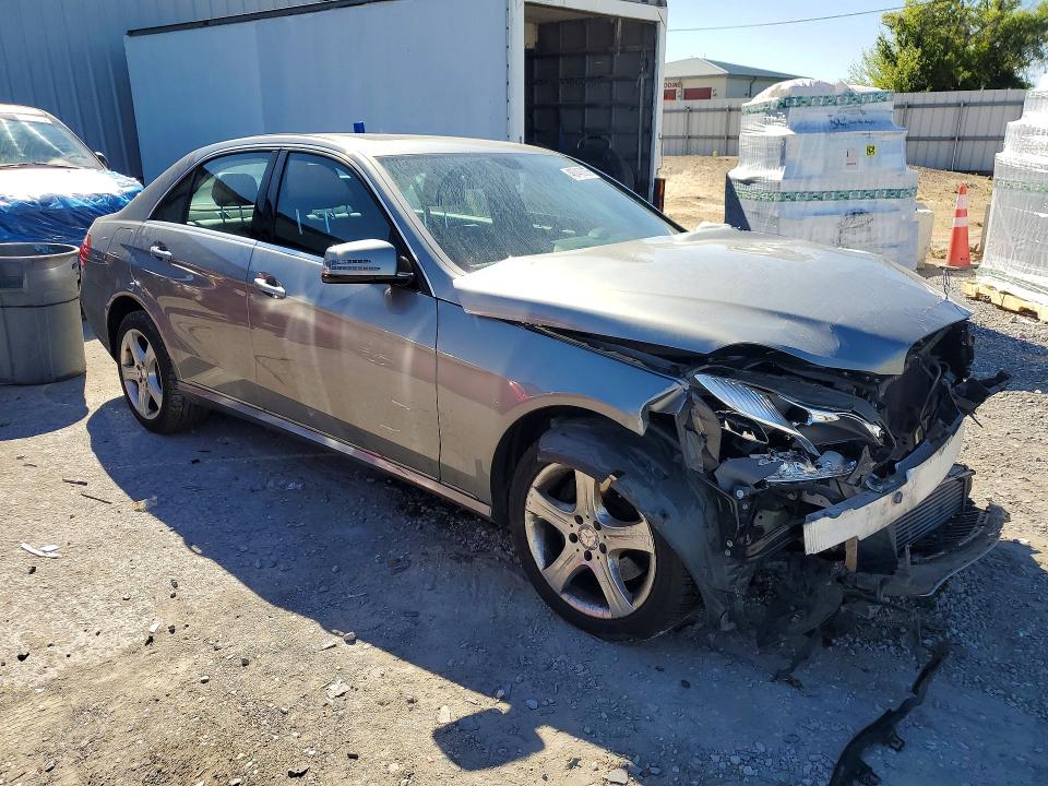 2014 Mercedes-benz E-klasse VIN WDDHF0EB4EB006493 COPART salvage auction — FRONT END, Salvage Title, sold $1,000 on 2026-08-04 (photo 4)