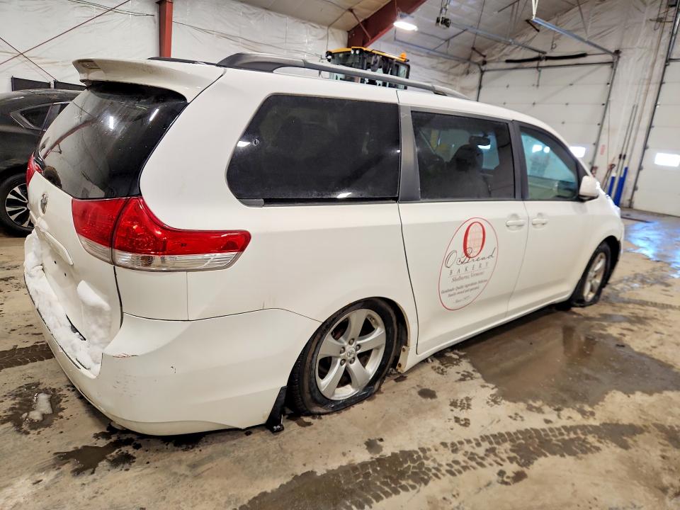 2011 Toyota Sienna VIN 5TDKK3DC6BS040169 COPART salvage auction — REAR END, Fl - Certificate Of Title, sold $2,450 on 2026-07-27 (photo 3)