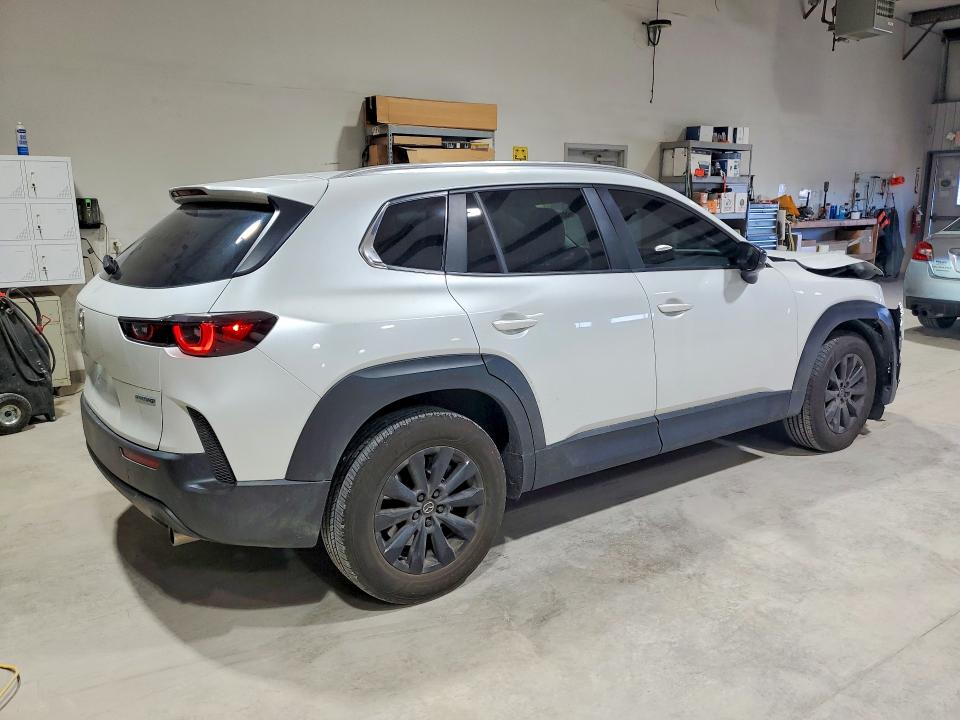 2025 Mazda Cx-50 VIN 7MMVABBM0SN384964 COPART salvage auction — FRONT END, Va - Cert Of Title - Salvage, sold $9,300 on 2026-07-06 (photo 3)