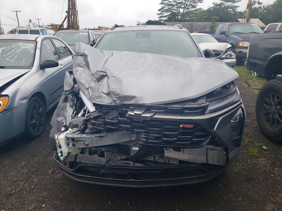 2025 Chevrolet Trax VIN KL77LJEP2SC276499 COPART salvage auction — FRONT END, Hi - Certificate Of Salvage, sold $800 on 2026-07-27 (photo 5)