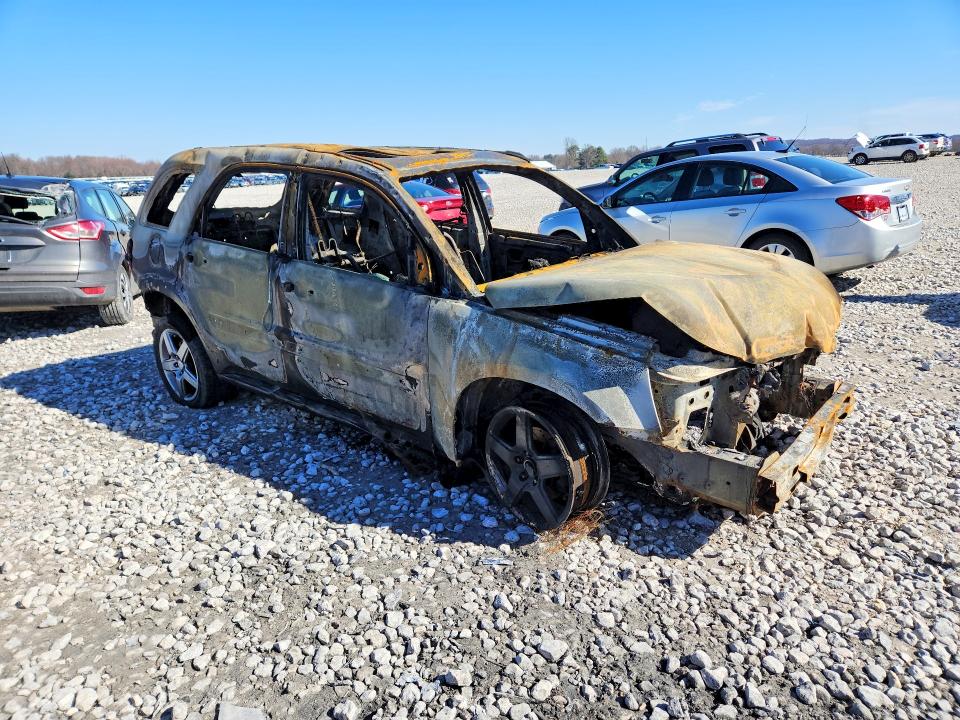 2008 Pontiac Torrent VIN 2CKDL737X86007477 COPART salvage auction — BURN, Mi - Dealer Only Clean Title, sold $175 on 2026-07-23 (photo 4)